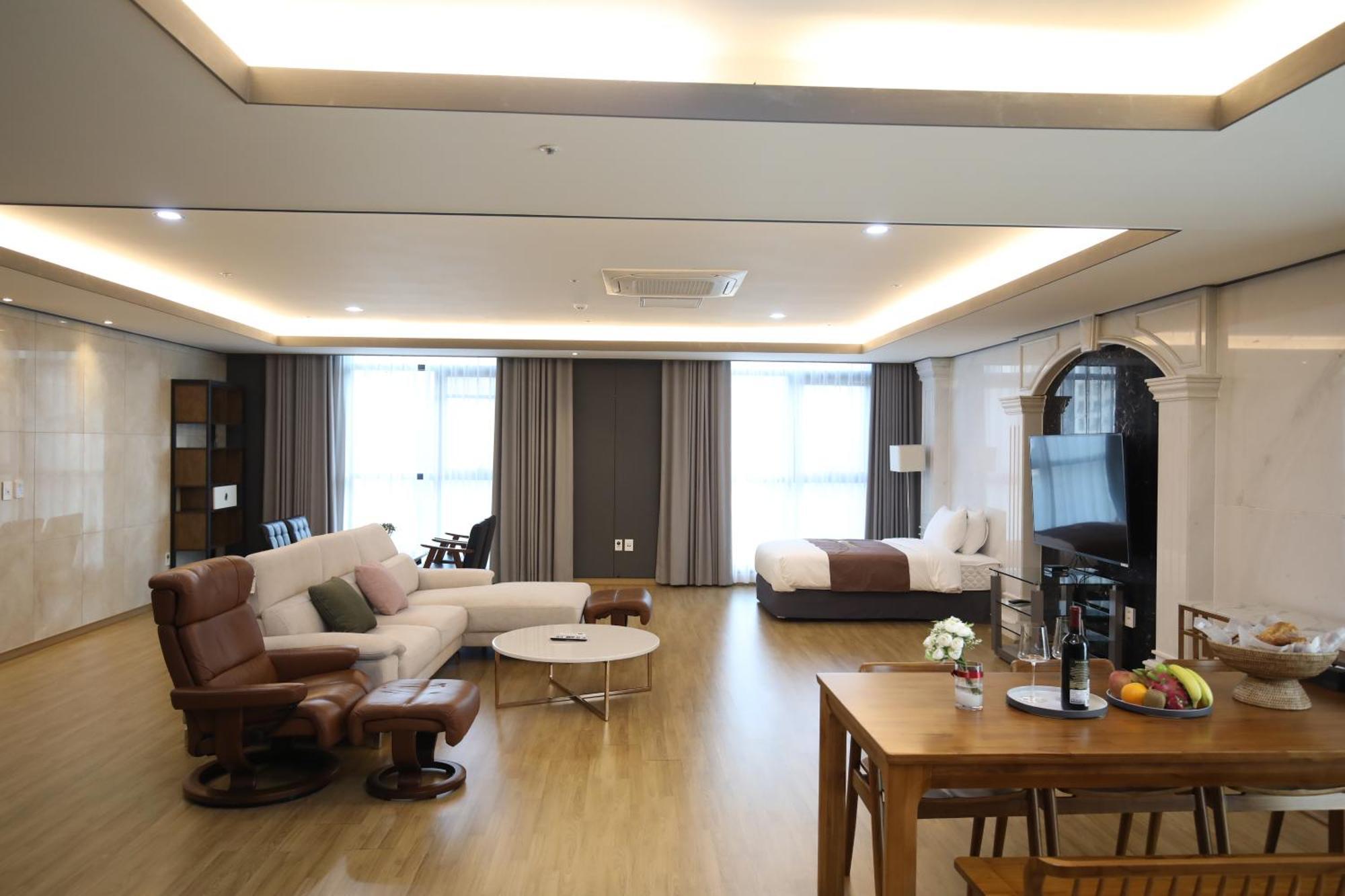 Benikea Hotel Seosan Екстериор снимка